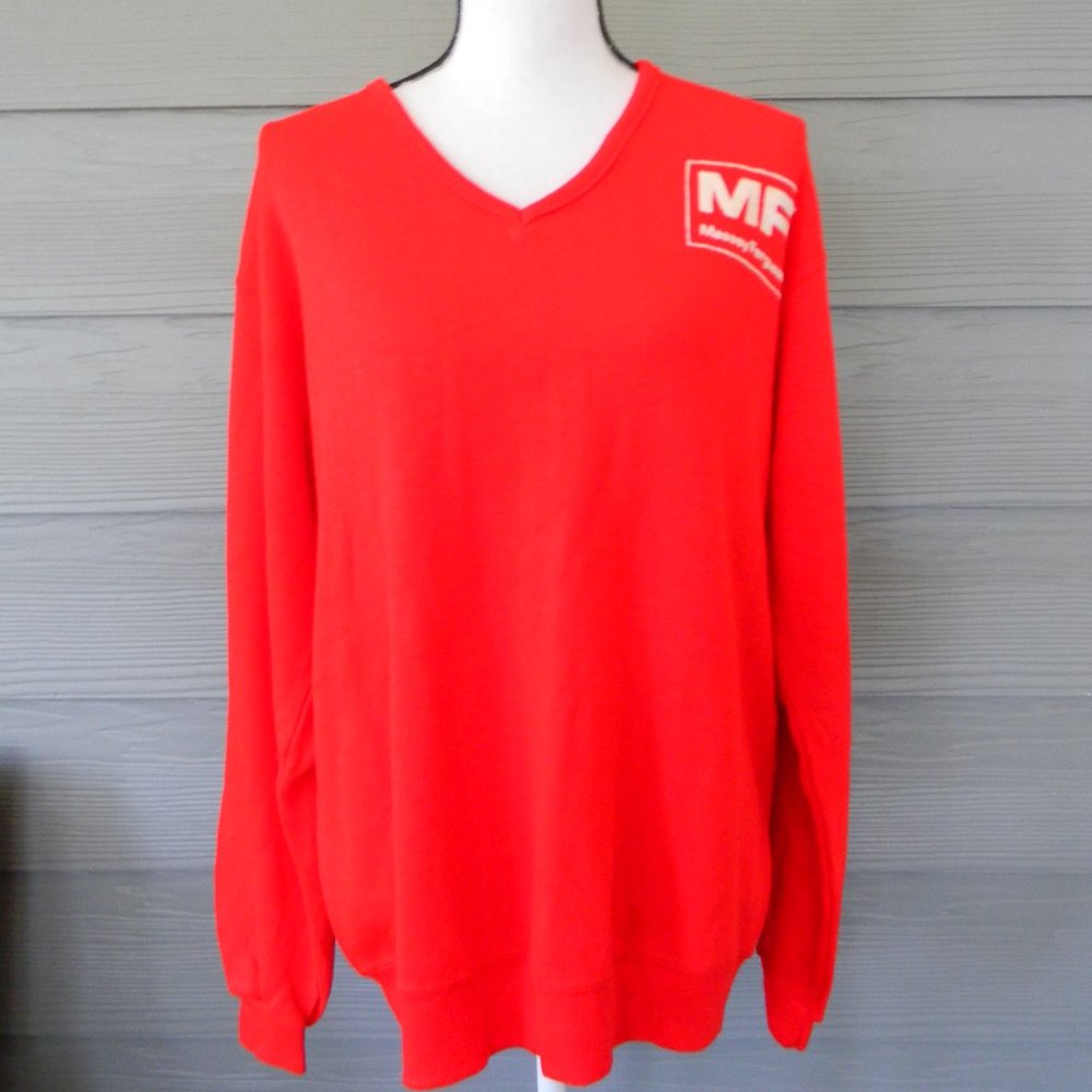 VINTAGE CRESLAN & RAYON MASSEY FERGUSON SWEATER